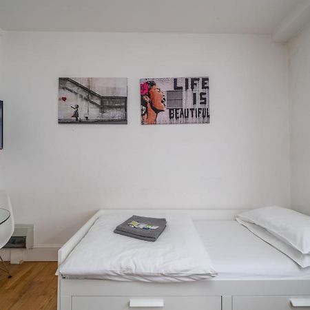 Private Studio - Wardour Street - Berwick Street London Exterior foto